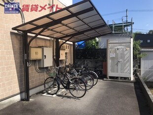 川合高岡駅 徒歩47分 2階の物件外観写真